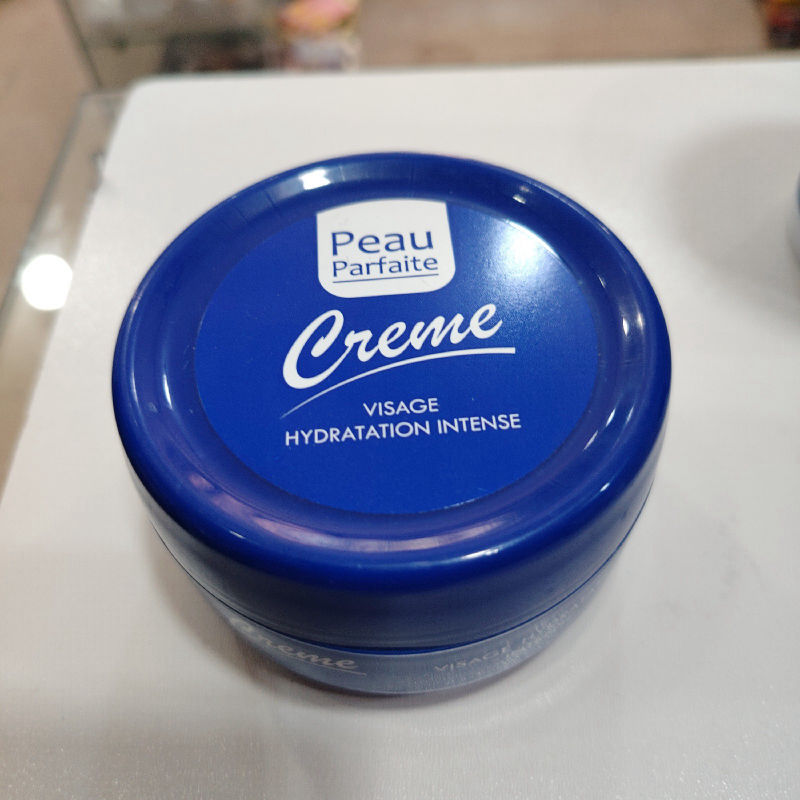 كريم مرطب للوجه Peau Parfaite ترطيب مكثف