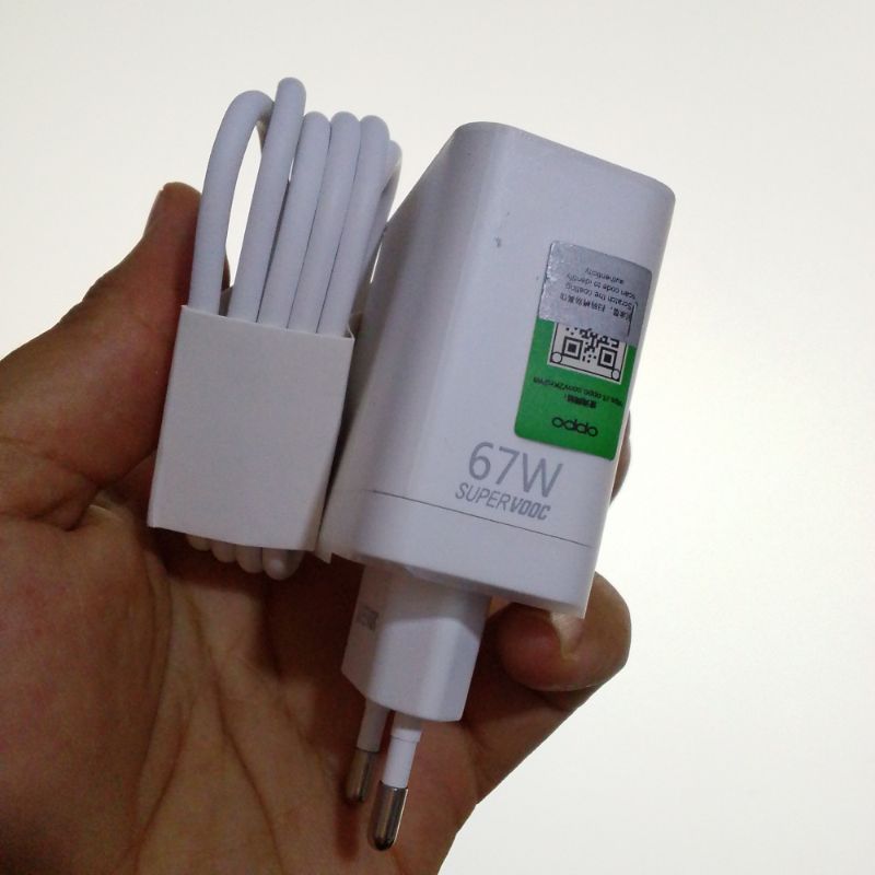 شاحن OPPO 67W SUPERVOOC أبيض